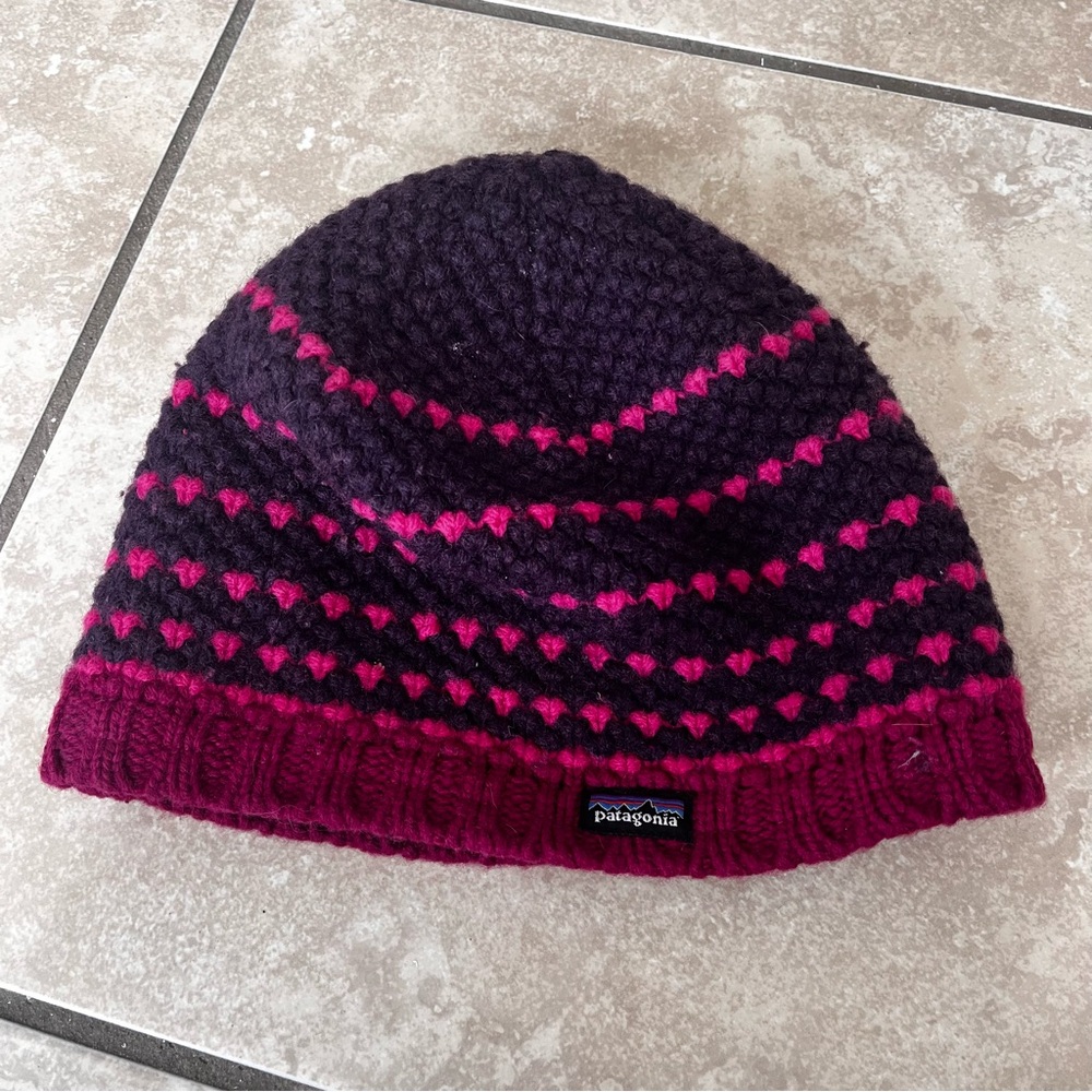 Patagonia Women’s Pink and Purple Knit Beanie Size OS
